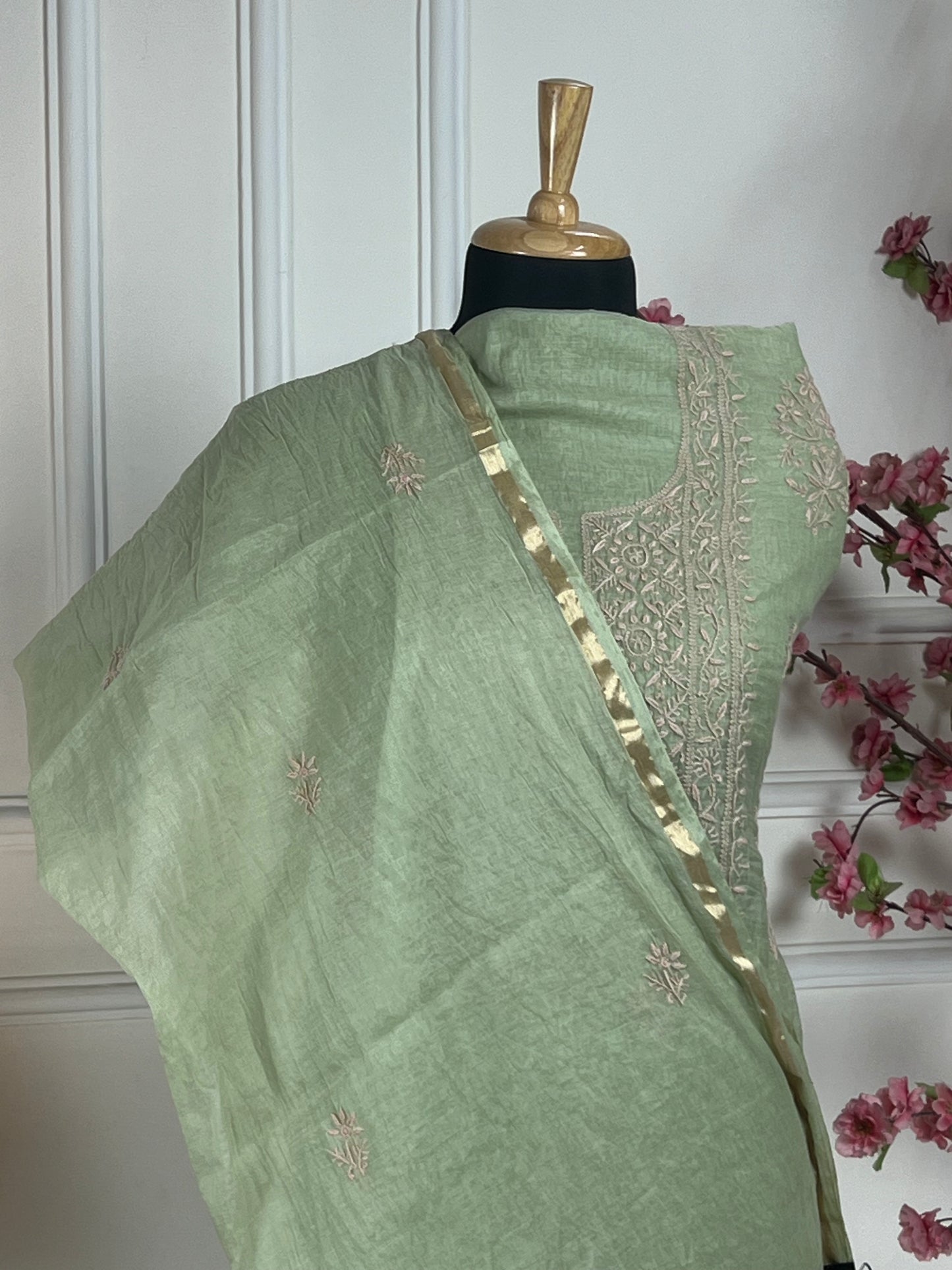 Top: Pure mul fabric with contrast thread handwork; Bottom: Pure crape 2.25 m approx; Dupatta: Pure mul with thread handwork and golden border;