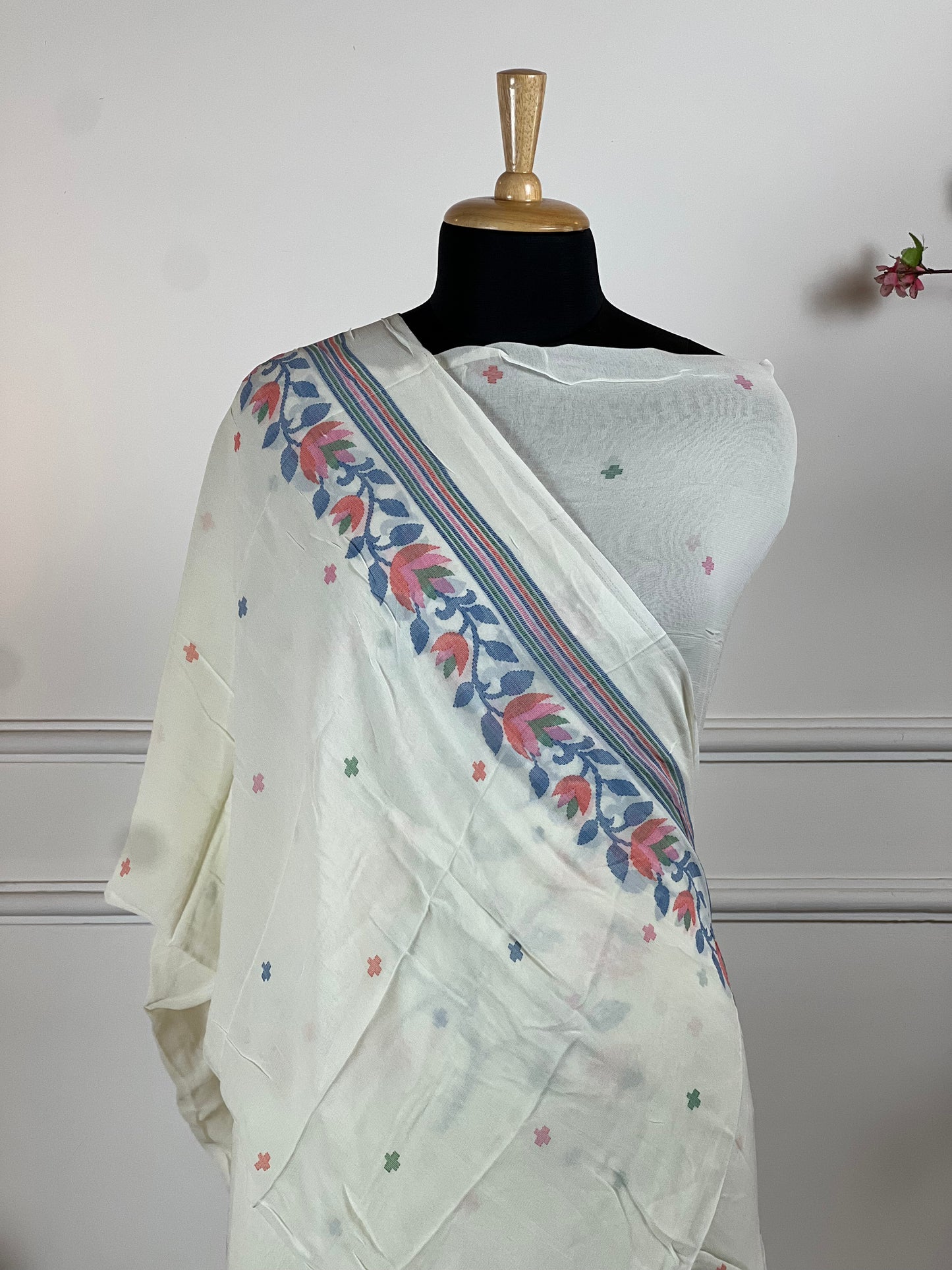 TOP: Jorgette designer printed ; BOTTOM: Pure muslin ; DUPATTA: Jorgette designer art no 0125