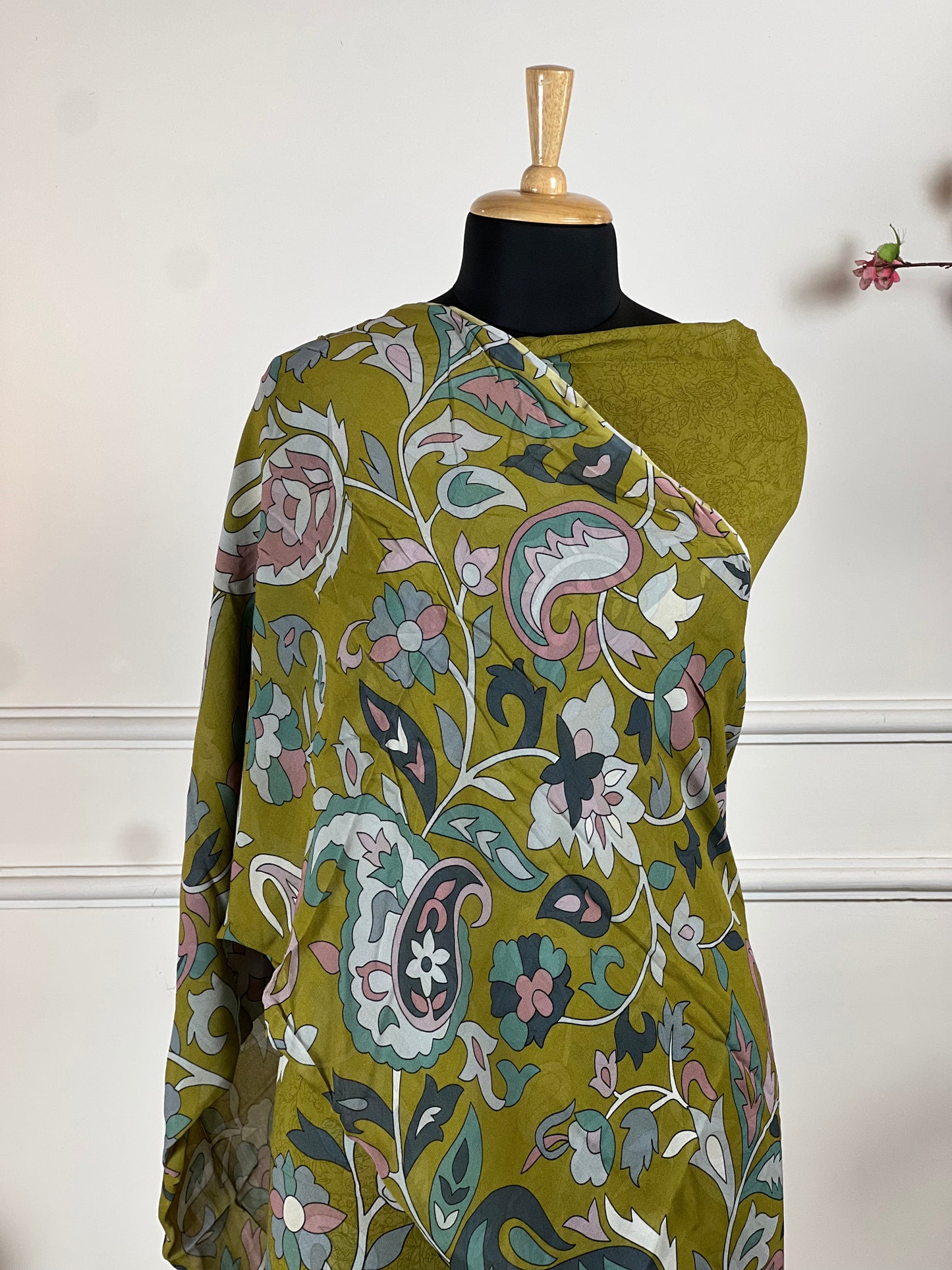 TOP: Jorgette digital print ; BOTTOM: Crape ; DUPATTA: Jorgette digital print art no 0140
