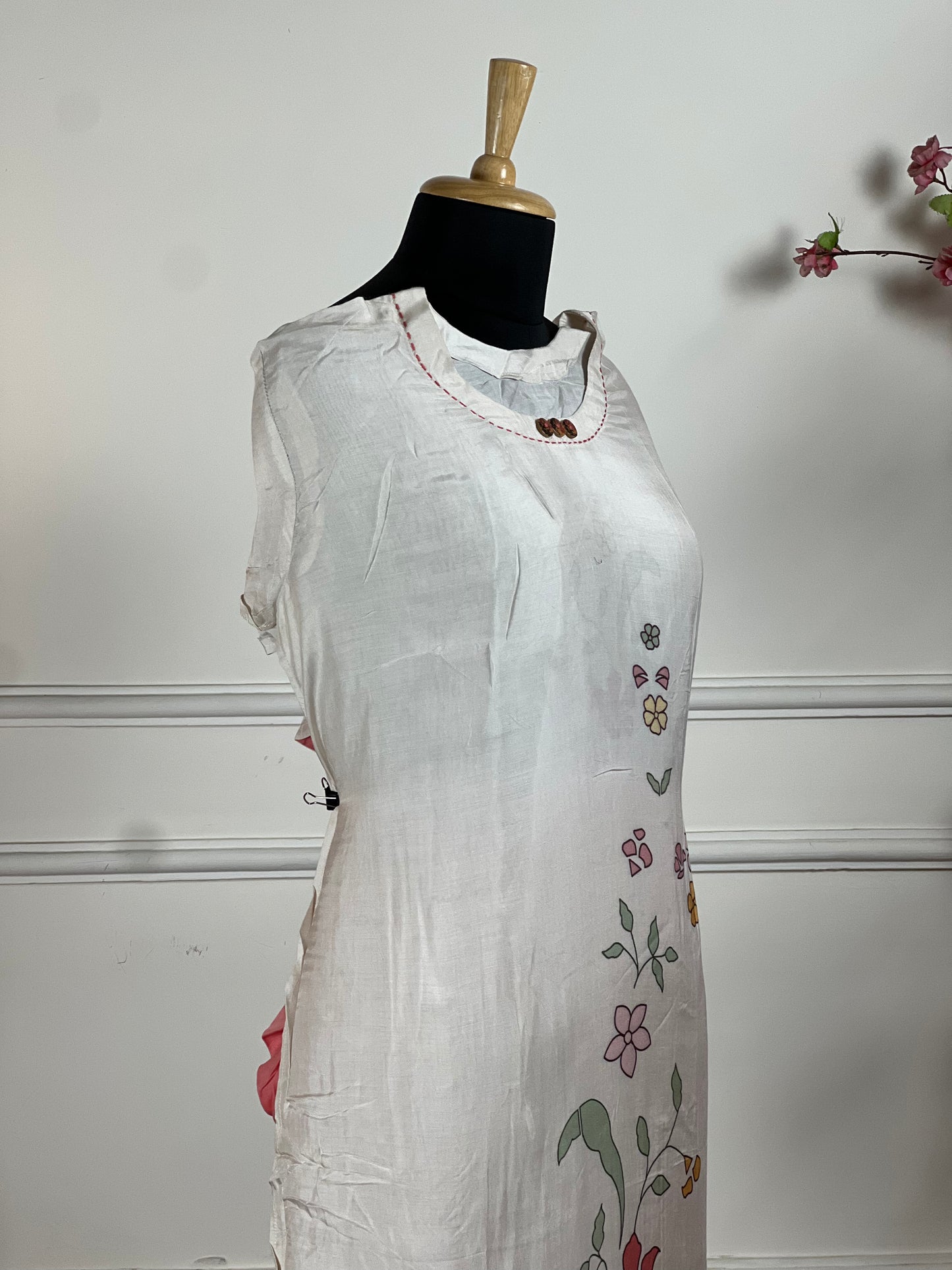 TOP: Mashlin digital print ; BOTTOM: Pure Rayon silk ; DUPATTA: Mashlin digital printed with Gota border art no 0150