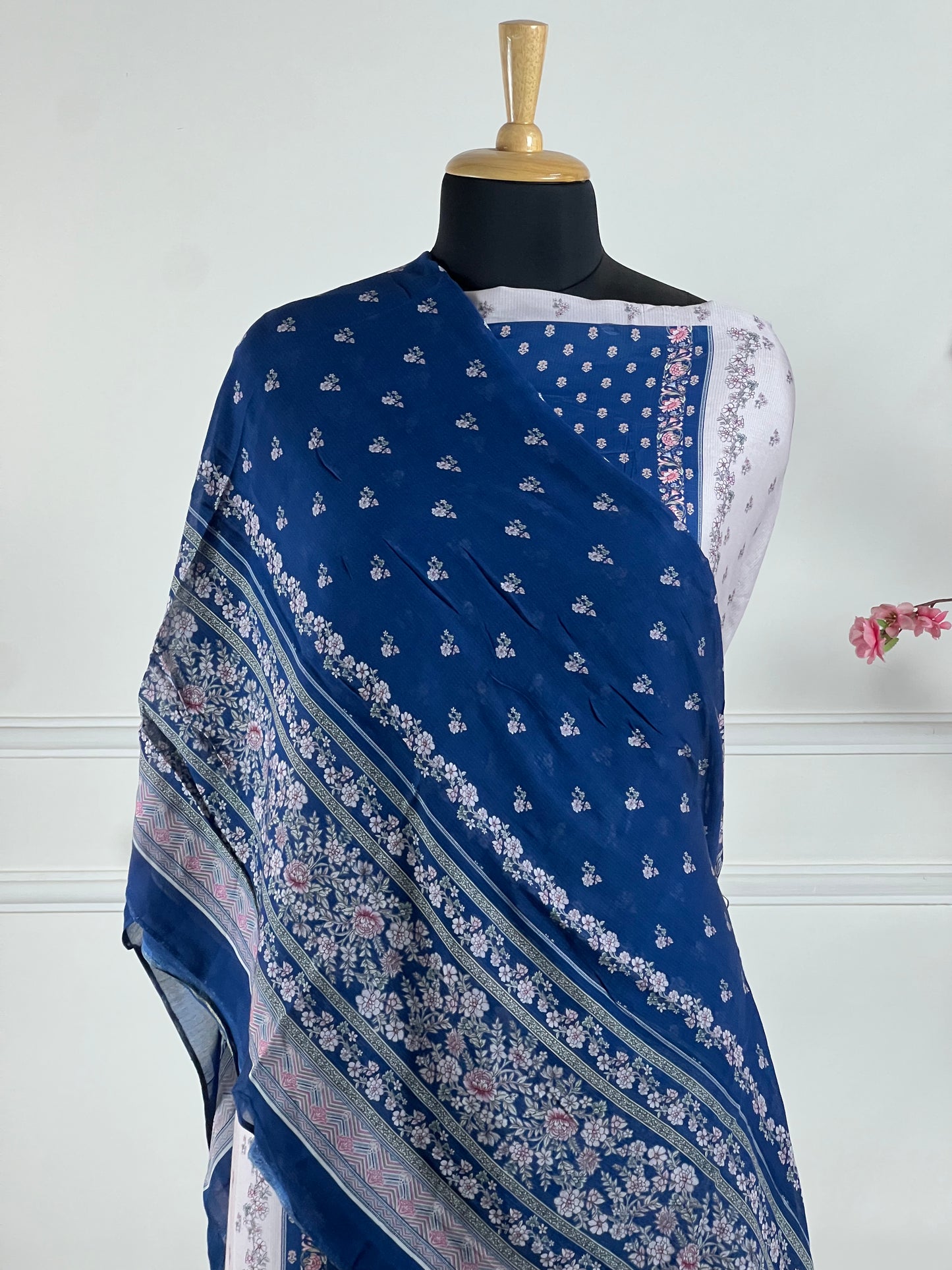 TOP: Muslin print pannel and handwork ; BOTTOM: Silk Santoon ; DUPATTA: Muslin printed art no 0193