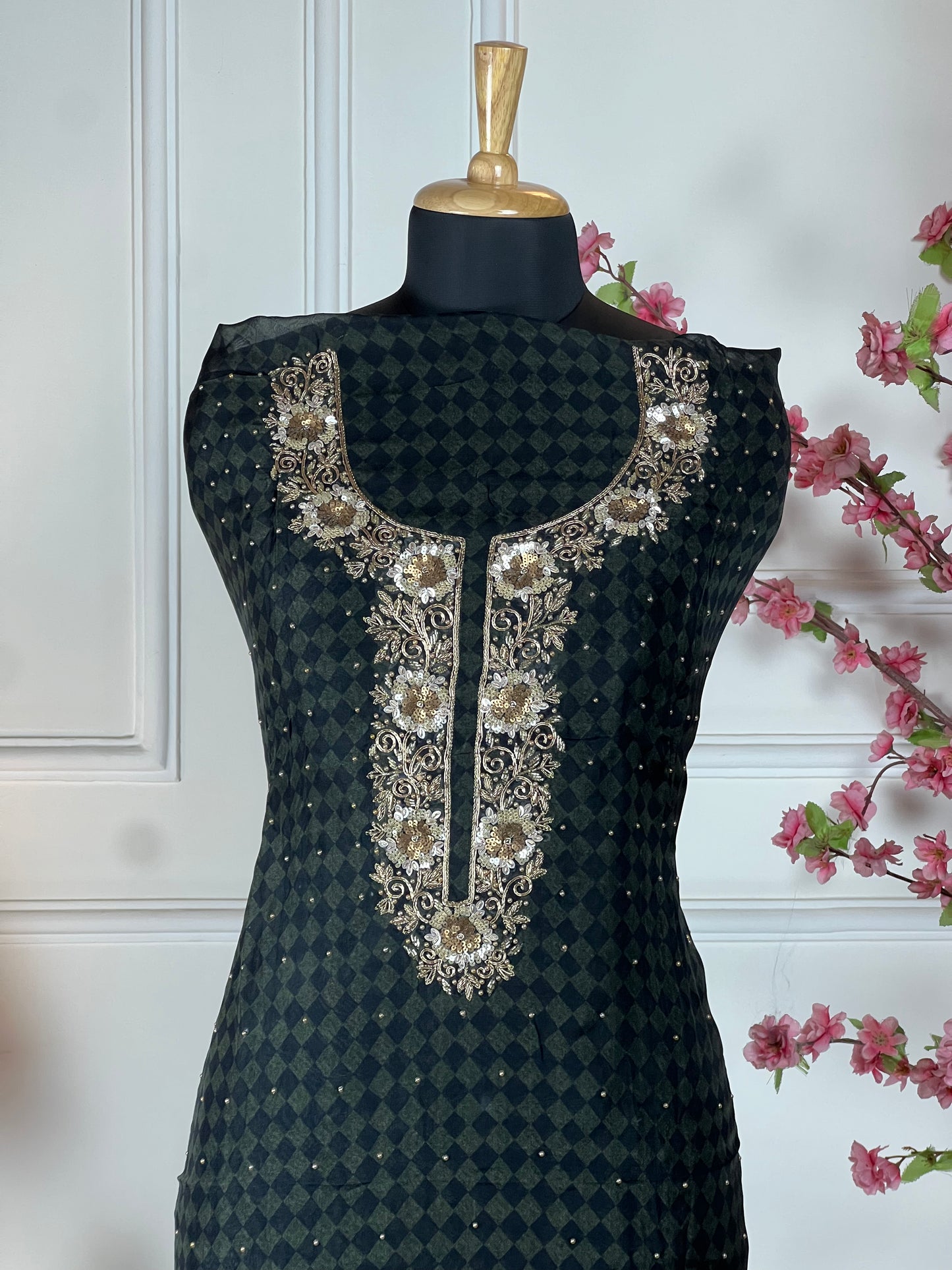 Top Pure organja printed with dabka and sequins handwork Bottom Pure soft upada Dupatta Pure organja with Banarasi borders