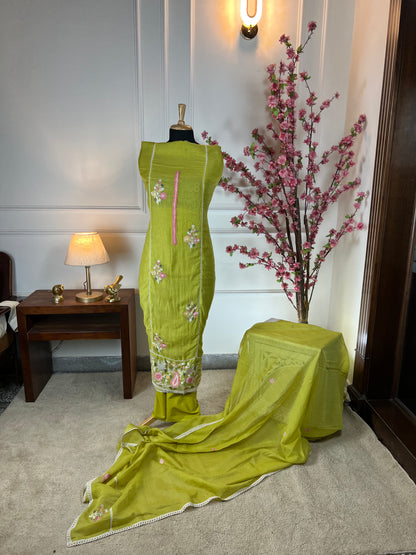 Top Pure mul cotton with Kashmiri thread work and thread lace Bottom Plain crape Dupatta Pure chiffon painting dupatta