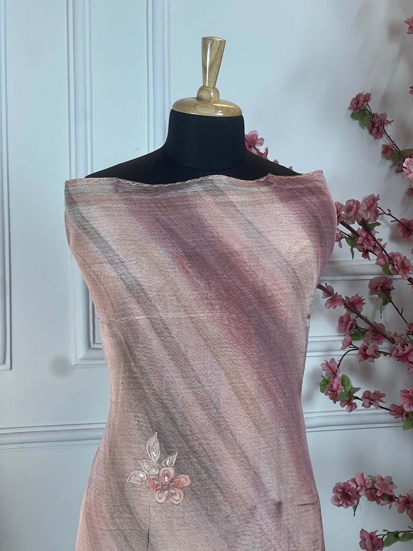 Top Pure crape with designer print and elegant thread work on front and same work on sleeves Bottom Pure crape Dupatta Pure soft light weight chinon border with print on border and print inside