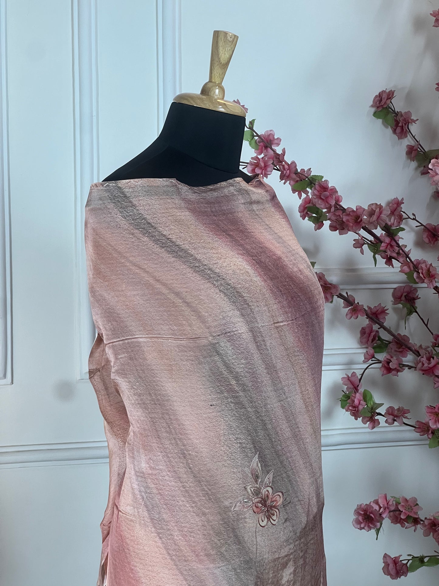 Top Pure crape with designer print and elegant thread work on front and same work on sleeves Bottom Pure crape Dupatta Pure soft light weight chinon border with print on border and print inside