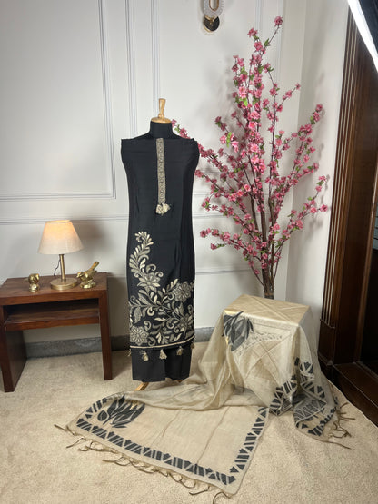 Top Pure premium silk with thread work highlighted with silk jari work designer pattern Bottom Pure premium cotton Dupatta Elegant designer contrast dupatta pure premium jamdani