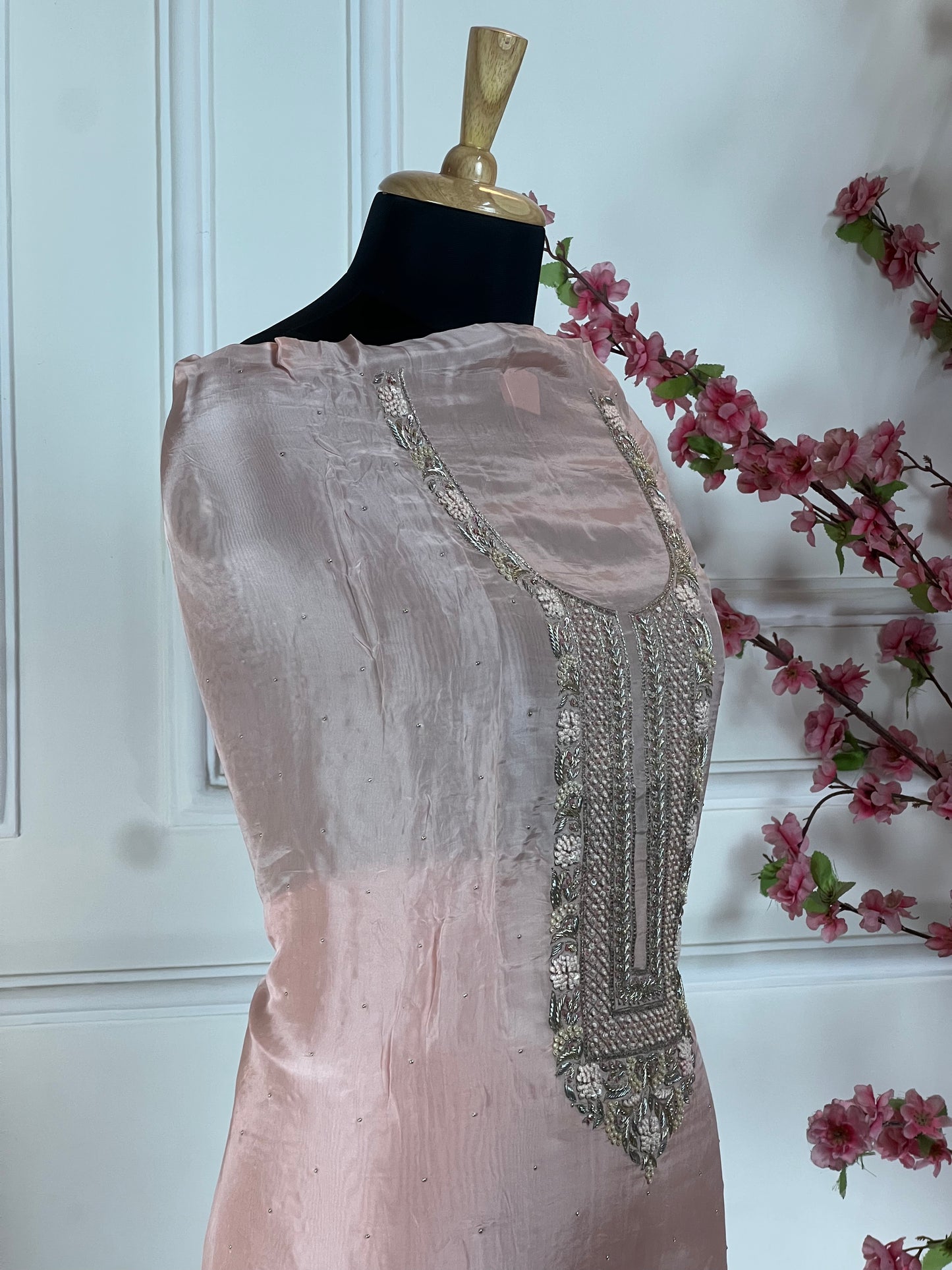Top Pure Habutai silk with knot work dabka sitari work pearl handwork with proper finishing handwork Bottom Pure super soft opada Dupatta Pure Habutai silk weaving Banarasi dupatta with elegant work