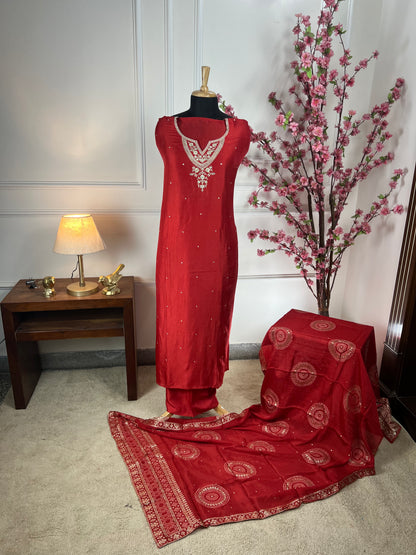 Top Muslin silk with pearl thread and soft jeri work designer pattern Bottom Pure silk santoon Dupatta Pure chinon Banarasi weaving