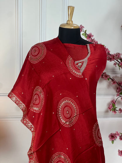 Top Muslin silk with pearl thread and soft jeri work designer pattern Bottom Pure silk santoon Dupatta Pure chinon Banarasi weaving