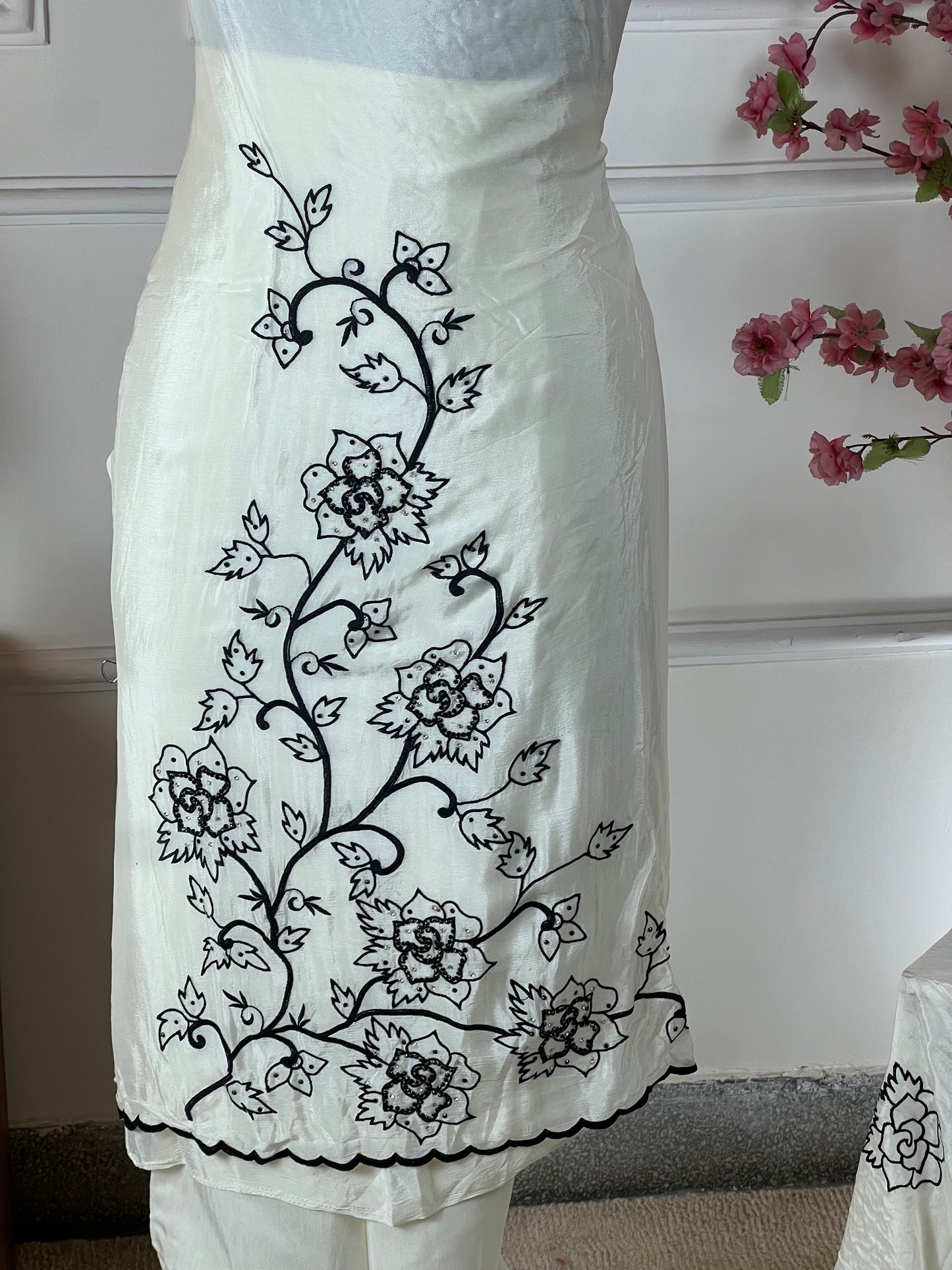 Top Pure chinon with elegant thread work and sequin work on front Bottom Pure muslin Dupatta Pure chinon boota work and cut work four side