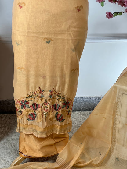 Top Pure Jamdani weaving print with thread and sequin work on borders Bottom Pure jaam satin Dupatta Pure Jamdani weaving print with golden pipin