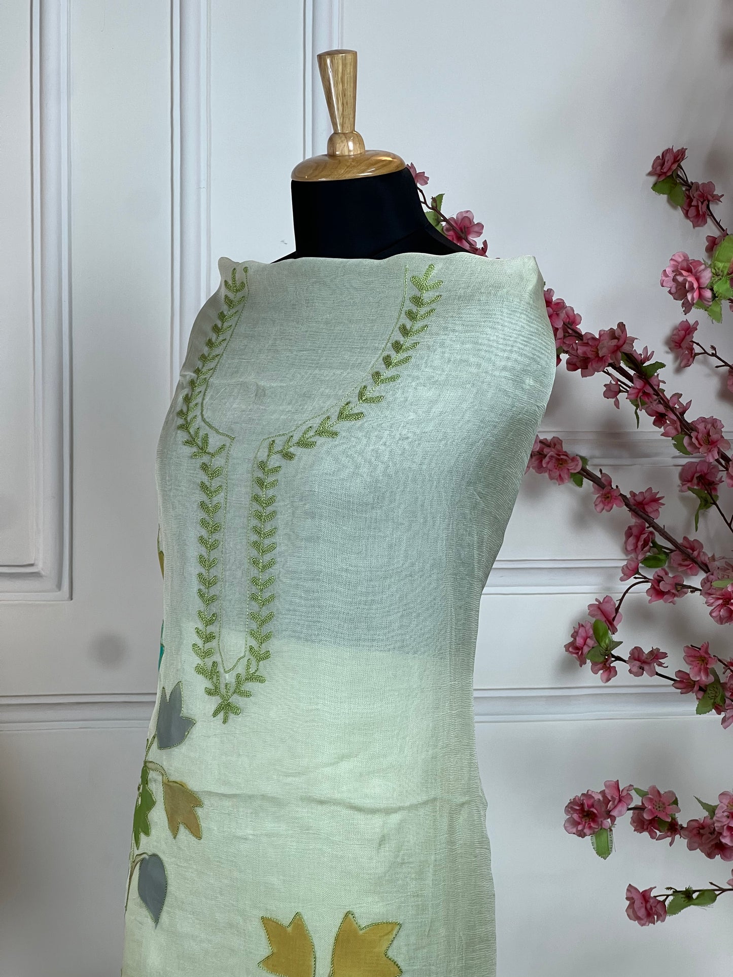 Top Pure bubsic designer paint print and highlight work on front and thread work on neck Bottom Pure muslin Dupatta Pure bubsic painted and highlight work