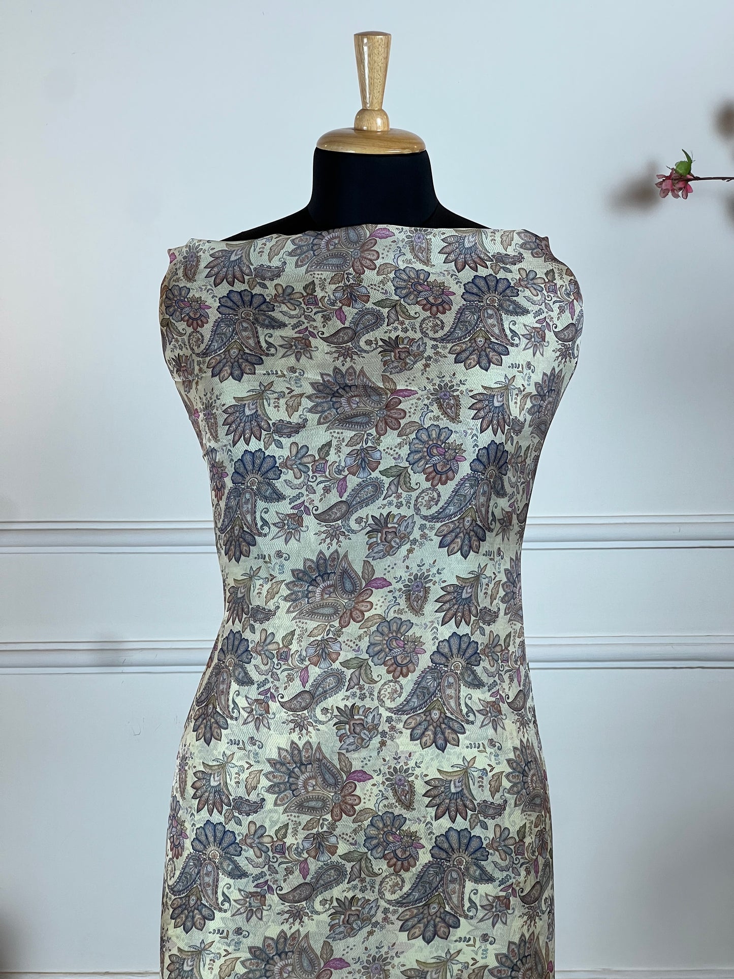 TOP: Twill printed digital ; BOTTOM: Muslin ; DUPATTA: Twill printed digital  art no 0115