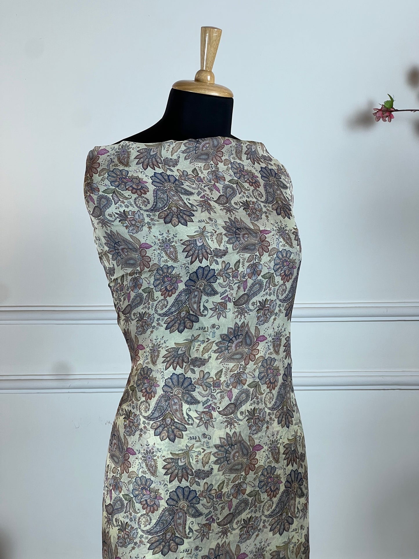 TOP: Twill printed digital ; BOTTOM: Muslin ; DUPATTA: Twill printed digital  art no 0115