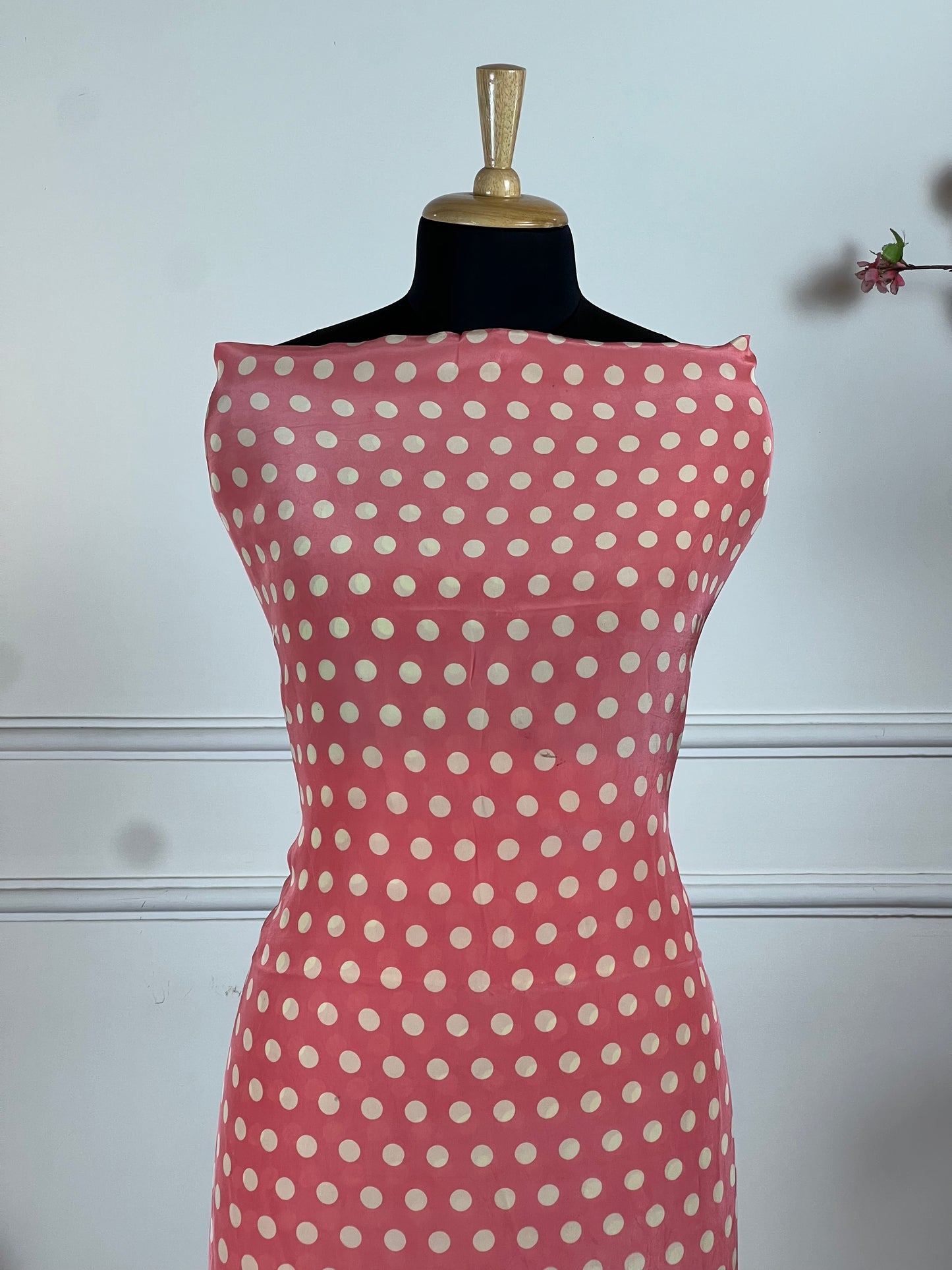 TOP: Crape polka dots ; BOTTOM: Crape ; DUPATTA: Pure printed  art no 0126