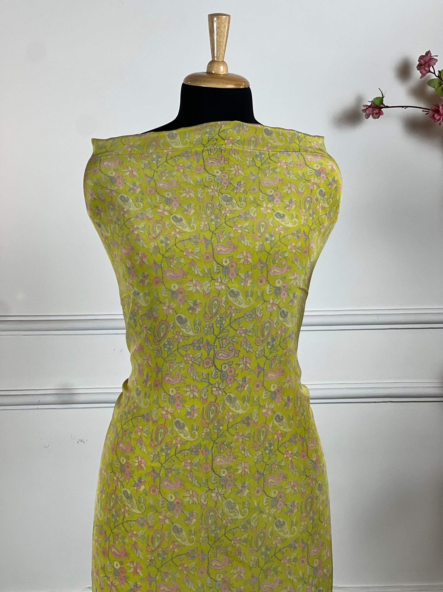 TOP: Crape digital print ; BOTTOM: Crape ; DUPATTA: Pure digital print  art no 0139