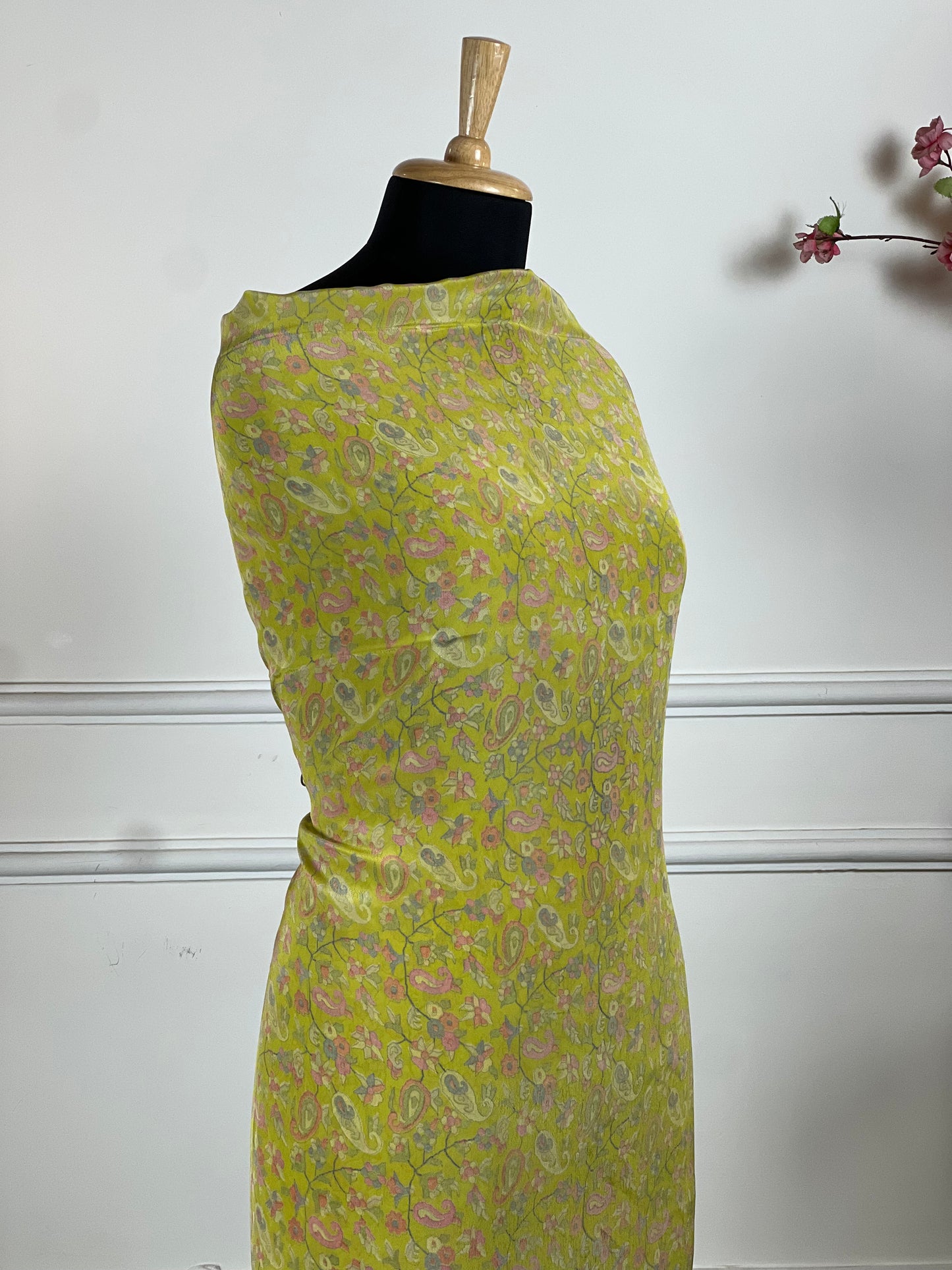 TOP: Crape digital print ; BOTTOM: Crape ; DUPATTA: Pure digital print  art no 0139
