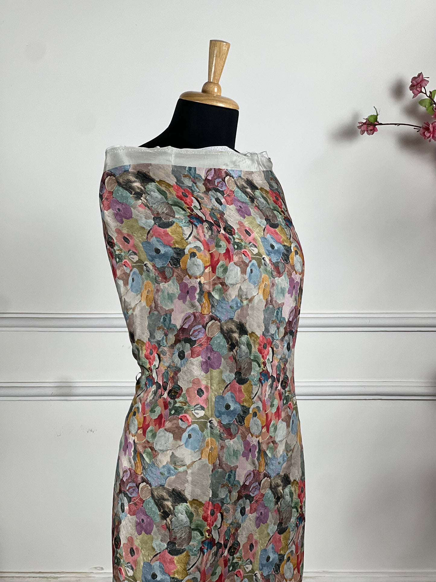 TOP: Pure muslin digital print all over ; DUPATTA: Muslin  art no 0144