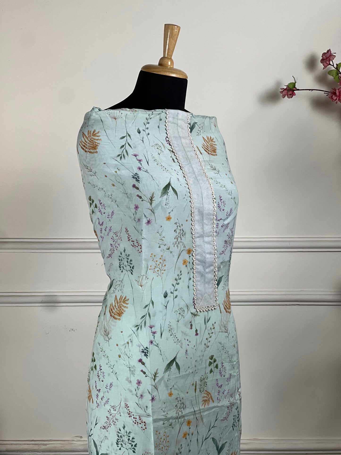 TOP: Mashlin digital print ; BOTTOM: Mashlin ; DUPATTA: Chiffon - Chinon Dup digital printed  art no 0147