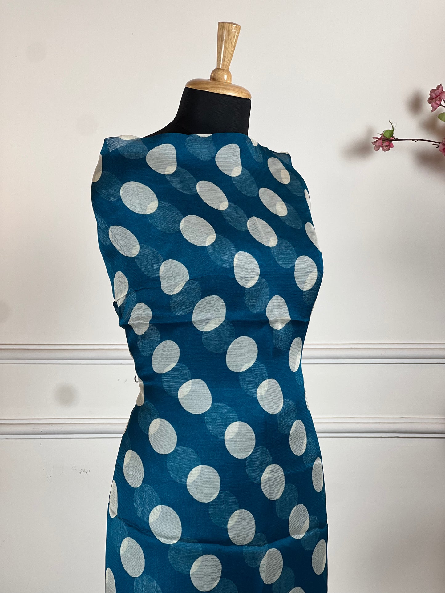 TOP: Burbric digital print ; BOTTOM: Mashlin ; DUPATTA: Burbric digital print  art no 0154