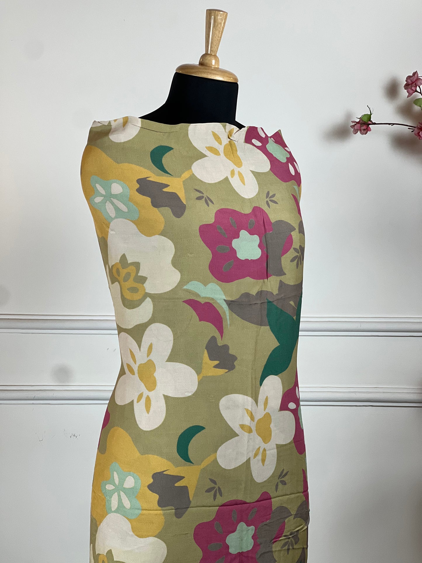 TOP: Mashlin digital print ; BOTTOM: Mashlin ; DUPATTA: Mashlin digital print  art no 0155