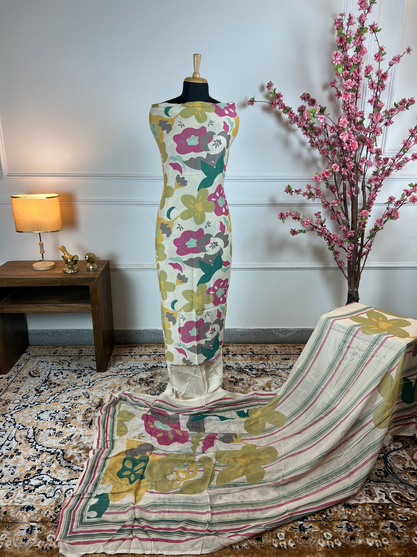 TOP: Mashlin digital print ; BOTTOM: Mashlin ; DUPATTA: Mashlin digital print  art no 0156