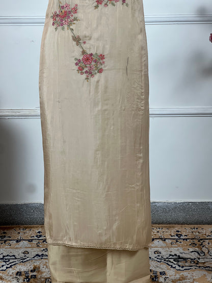 TOP: Habutai Silk work on neck ; BOTTOM: Plain Jaam Satin ; DUPATTA: Pure printed  art no 0158