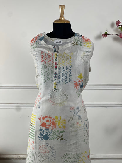 TOP: Linen Silk digital print ; BOTTOM: Cotton ; DUPATTA: Pure chiffon with printed lace  art no 0160