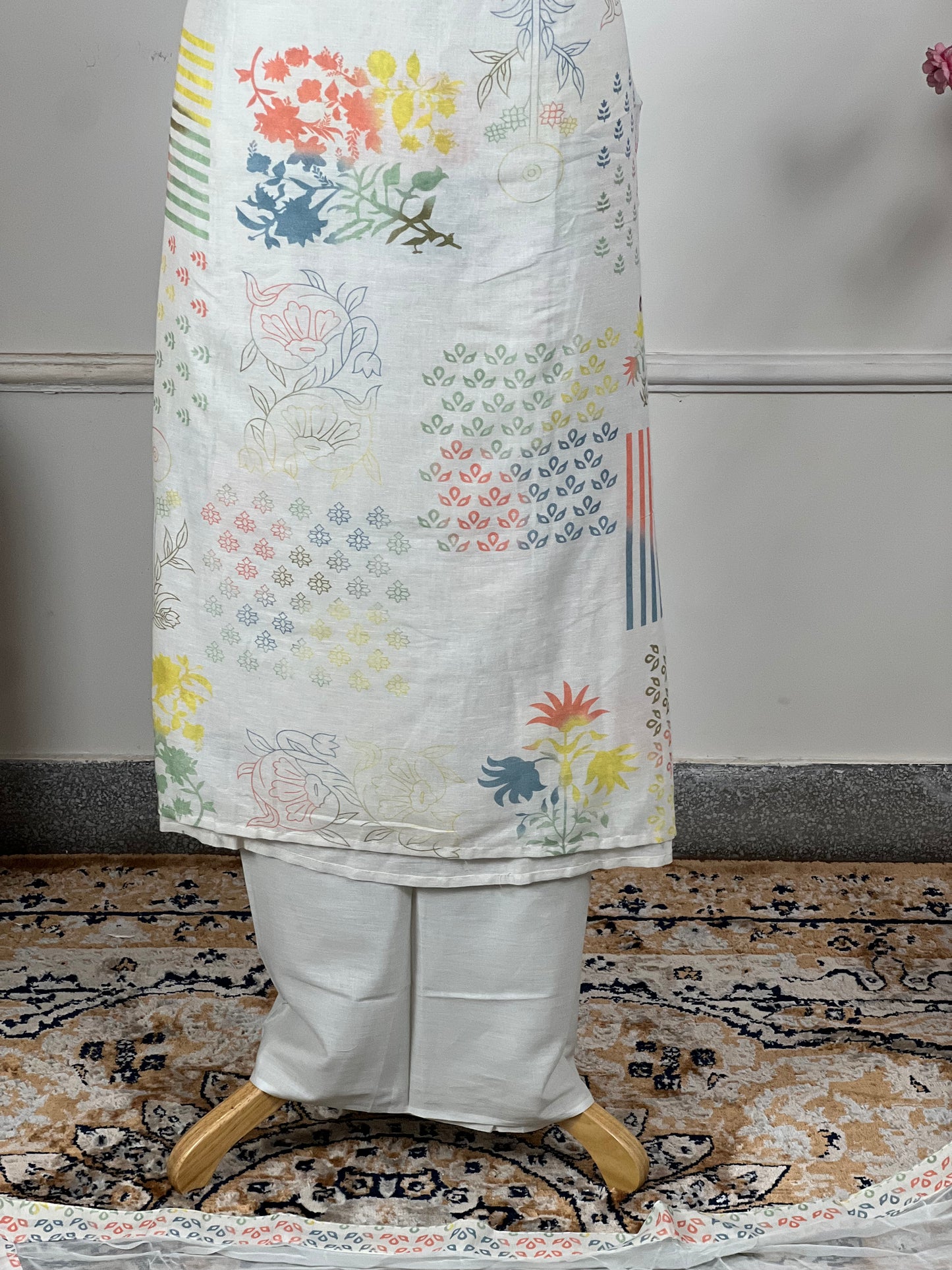 TOP: Linen Silk digital print ; BOTTOM: Cotton ; DUPATTA: Pure chiffon with printed lace  art no 0160
