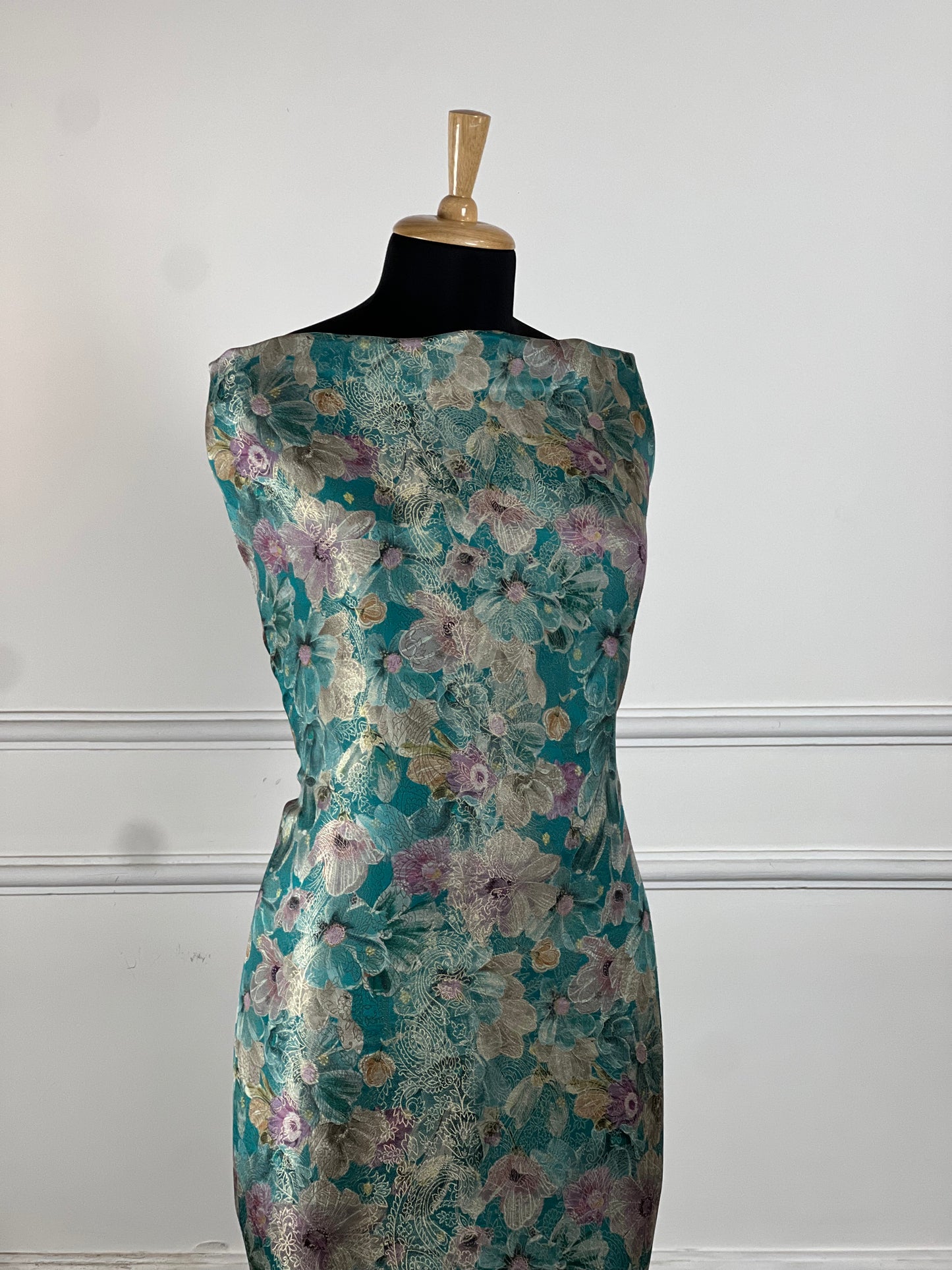 TOP: Banglori Silk Broked ; BOTTOM: Crape (Zafira)  art no 0174
