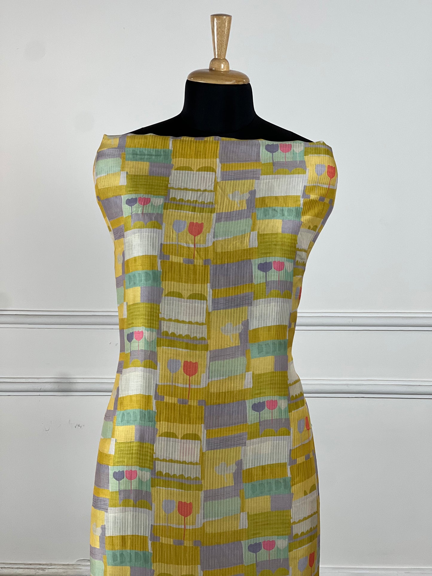 TOP: Viscos Aleena bemberg silk digital print ; BOTTOM: Viscose muslin digital self print  art no 0186