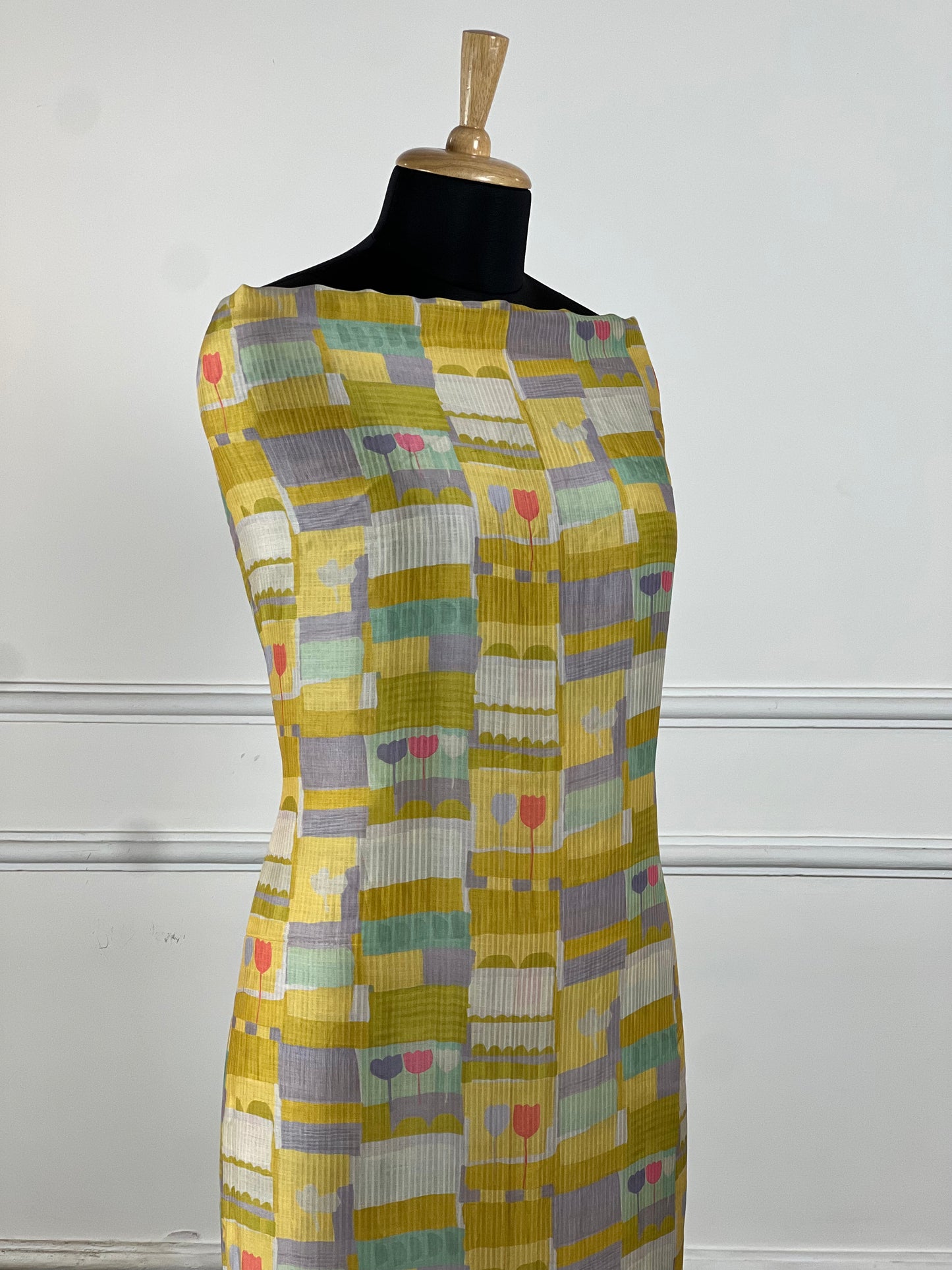 TOP: Viscos Aleena bemberg silk digital print ; BOTTOM: Viscose muslin digital self print  art no 0186