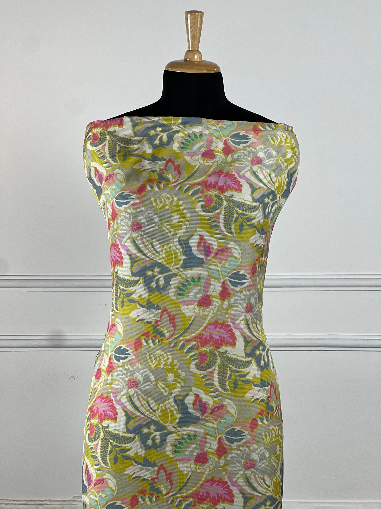 TOP: Viscos Aleena bemberg silk digital print ; BOTTOM: Viscose muslin digital self print  art no 0187