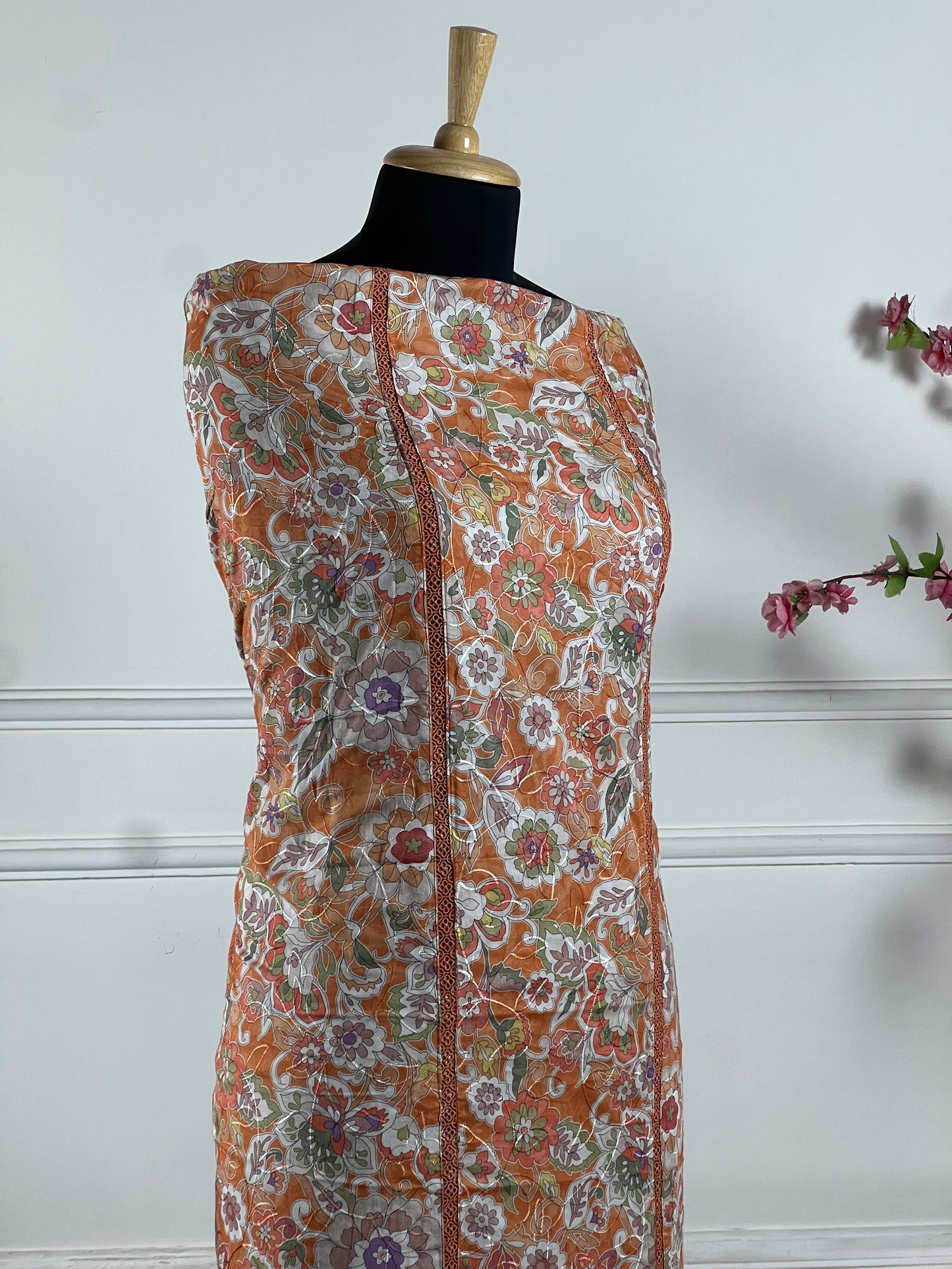 TOP: Lawn cotton Thread Jaal work and lace Digital print ; BOTTOM: Lawn Cotton ; DUPATTA: Muslin four side lace, Digital print  art no 0196