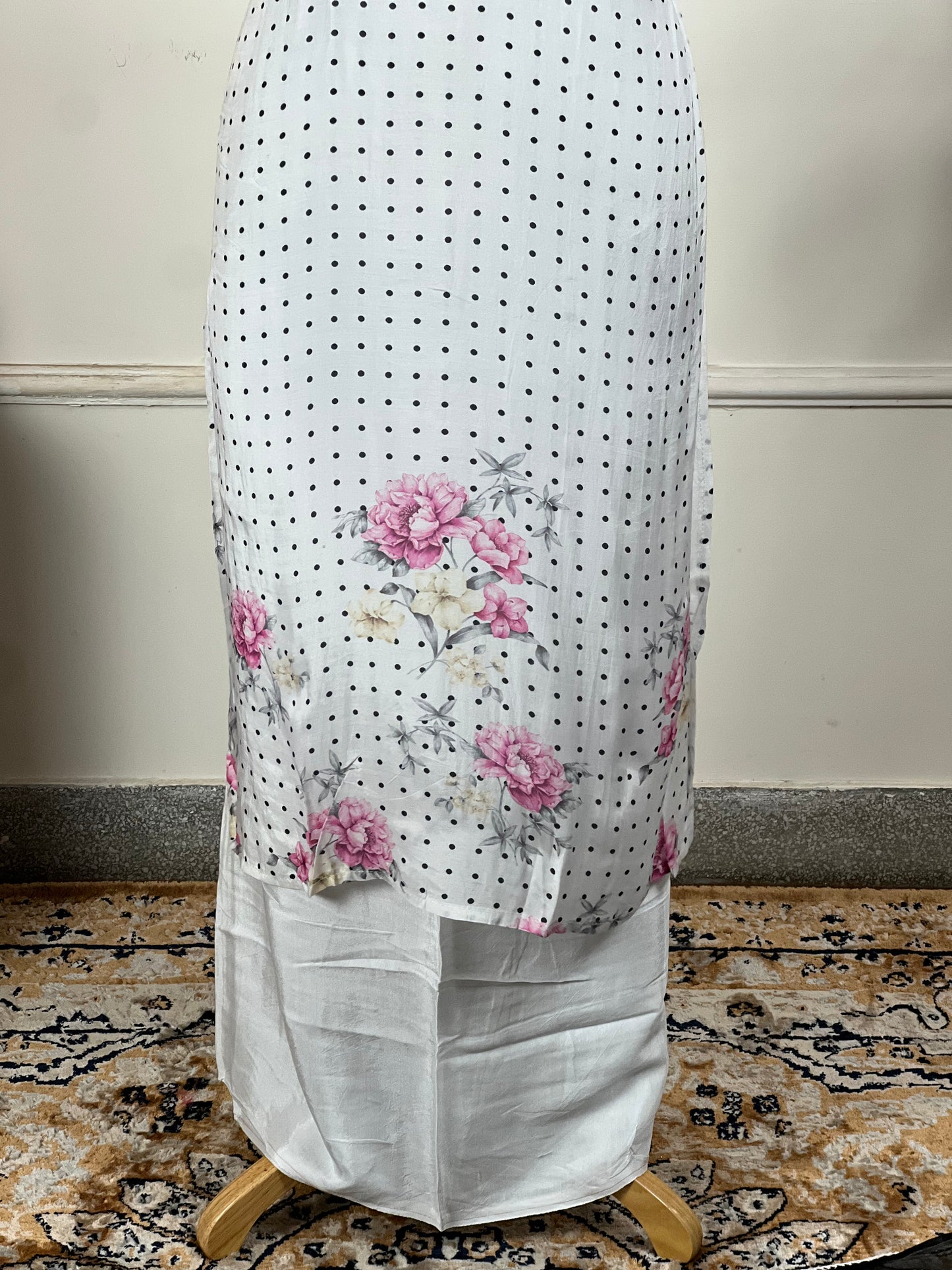 TOP: Muslin digital print ; BOTTOM: Pure santoon silk ; DUPATTA: Pure digital print  art no 0146